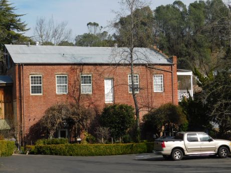 [Picture of Imperial Hotel side]